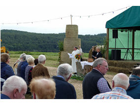 Ökumenischer Gottesdienst auf den Naumburger Feldtagen (Foto: Karl-Franz Thiede)